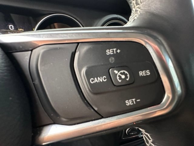 Used 2022 Jeep Wrangler Unlimited Sahara w/ Cold Weather Group AWD/4WD image 20