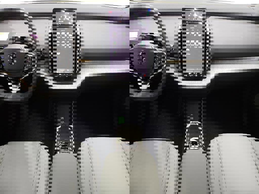 New 2026 Volvo EX30 Plus image 9