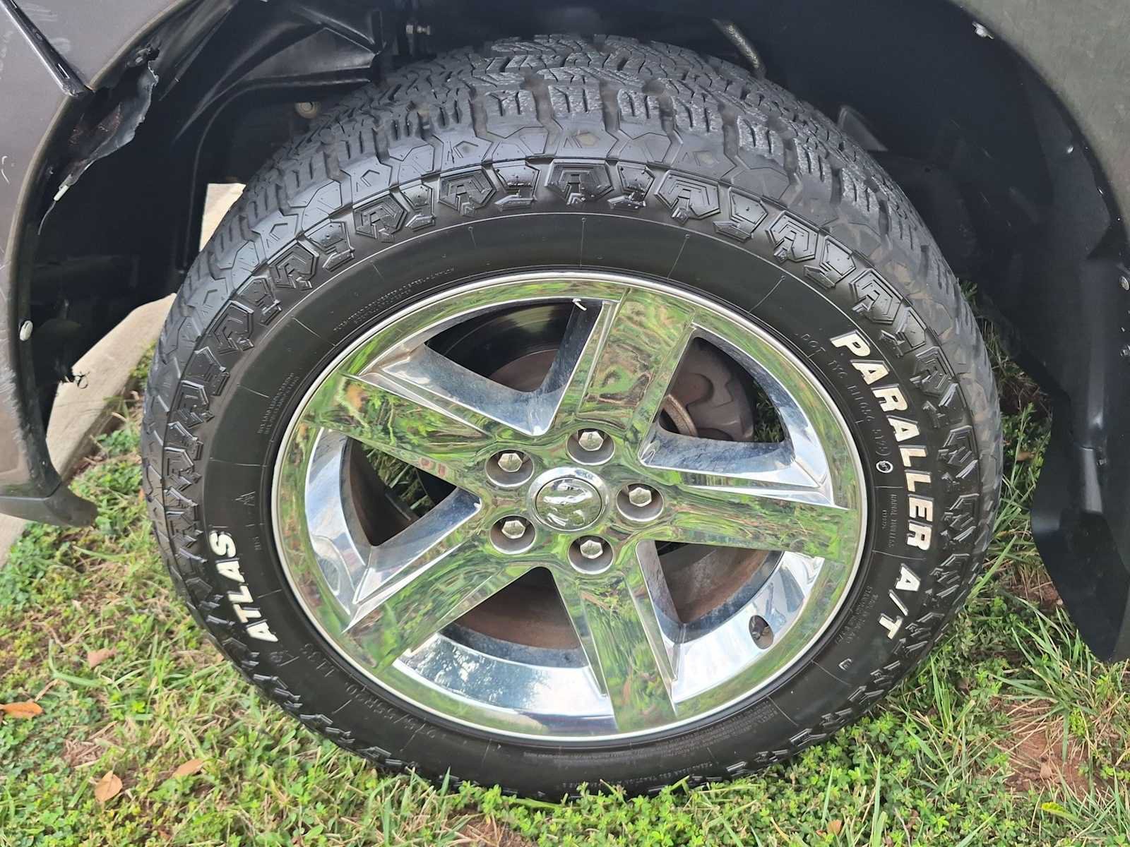 Used 2016 RAM 1500 Express AWD/4WD image 14