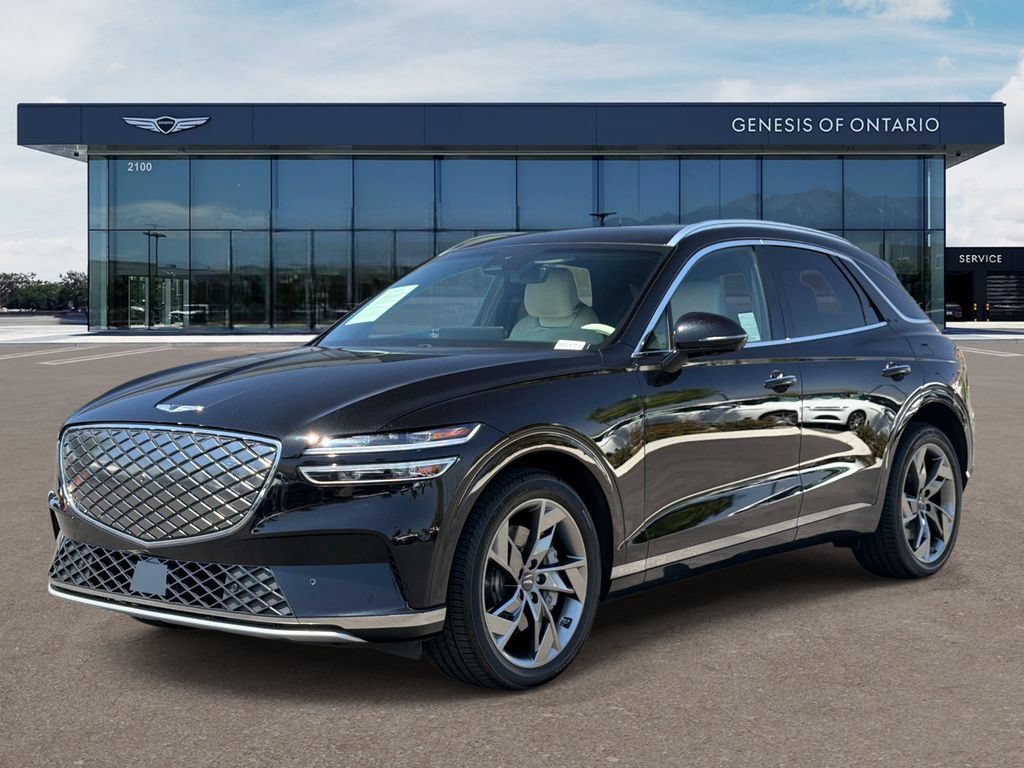 Certified 2023 Genesis Electrified GV70 AWD/4WD image 3