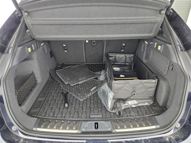 New 2026 Jaguar F-PACE R-Dynamic S image 16