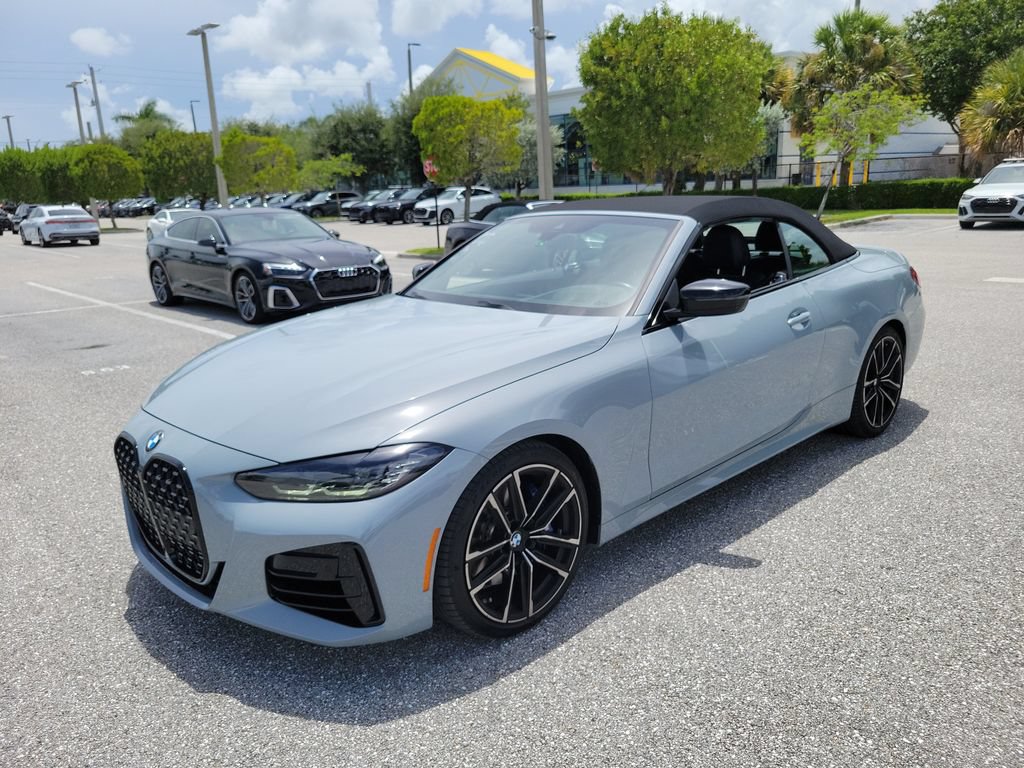 Used 2022 BMW M440i Convertible w/ Premium Package RWD image 3