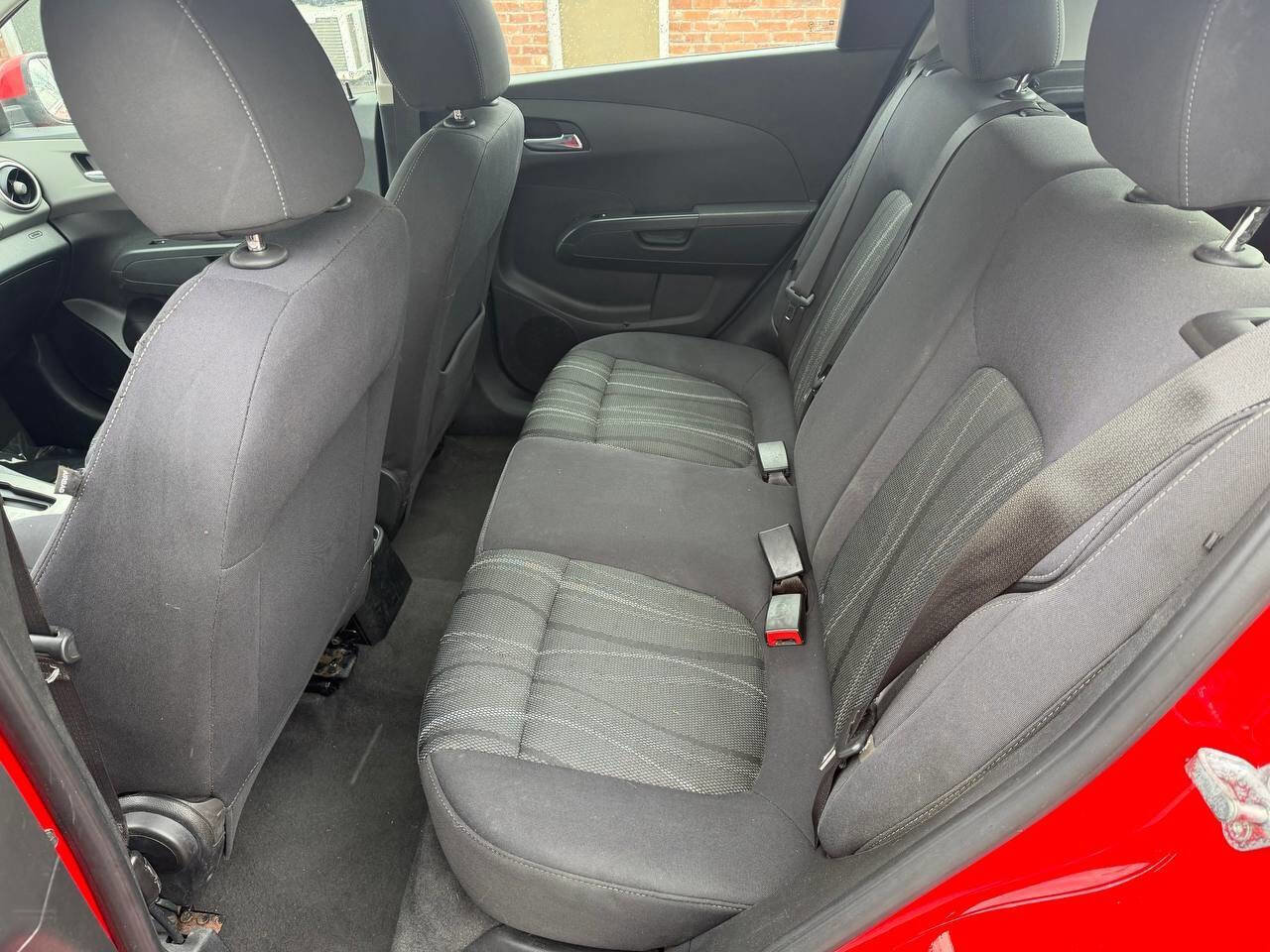 Used 2015 Chevrolet Sonic LT w/ Fun and Sun Package FWD image 13