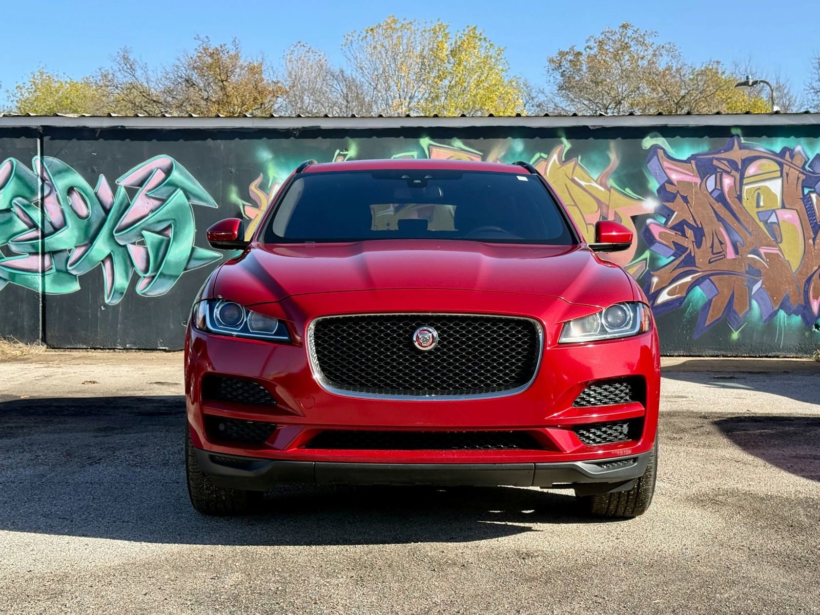Used 2018 Jaguar F-PACE Premium image 19