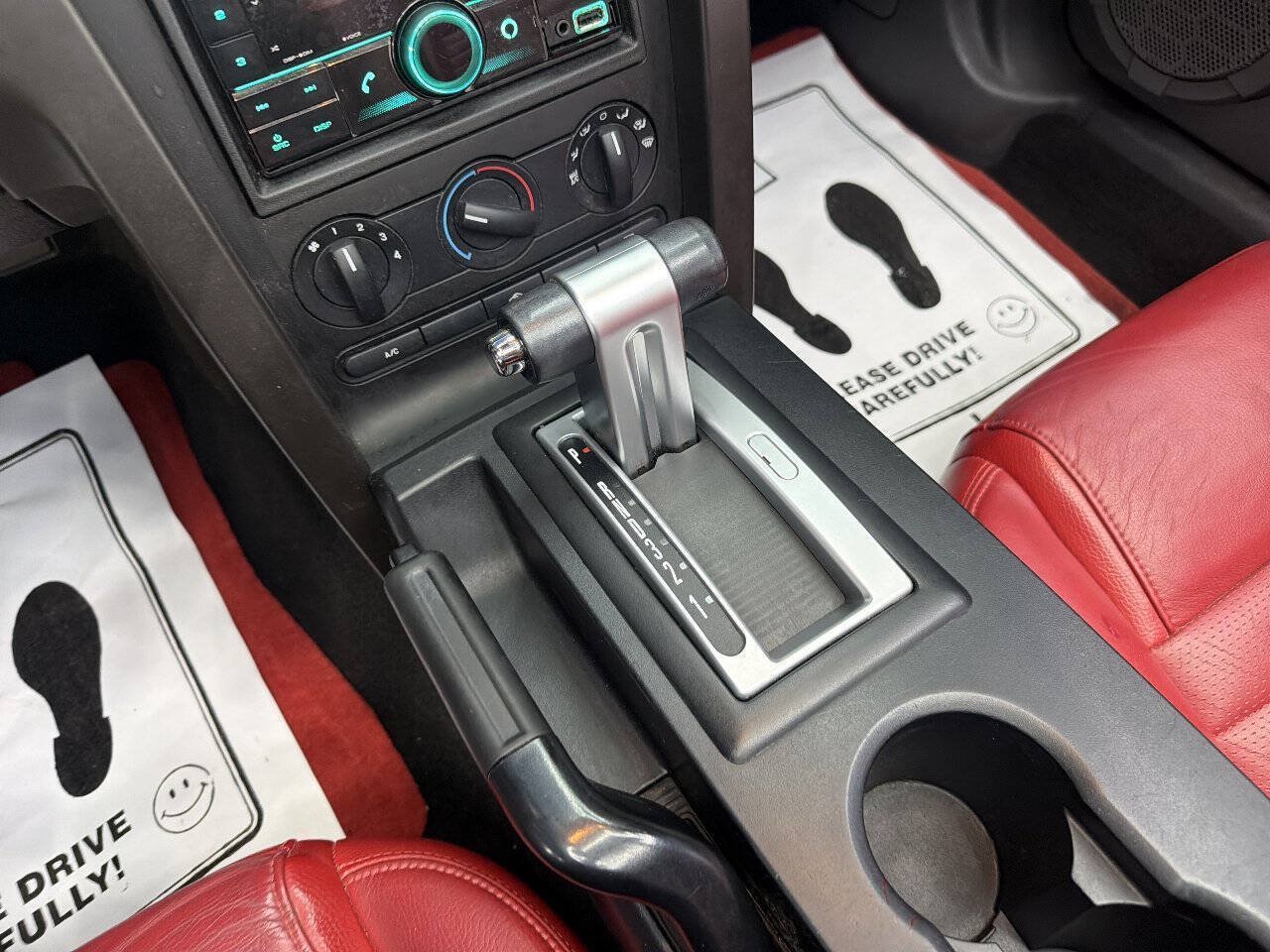 Used 2005 Ford Mustang GT Premium RWD image 34