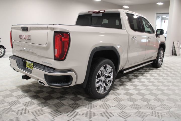 New 2026 GMC Sierra 1500 Denali w/ Denali Reserve Package AWD/4WD image 12