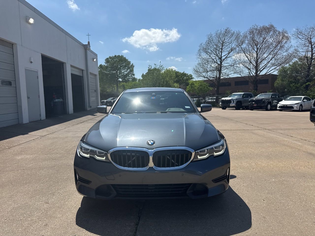 Used 2020 BMW 330i Sedan w/ Convenience Package image 2
