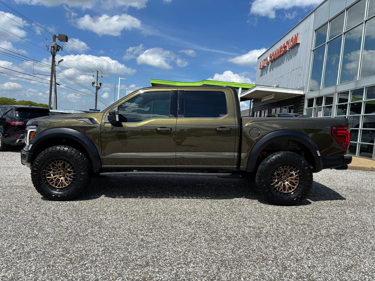 Used 2025 Ford F150 Raptor image 5