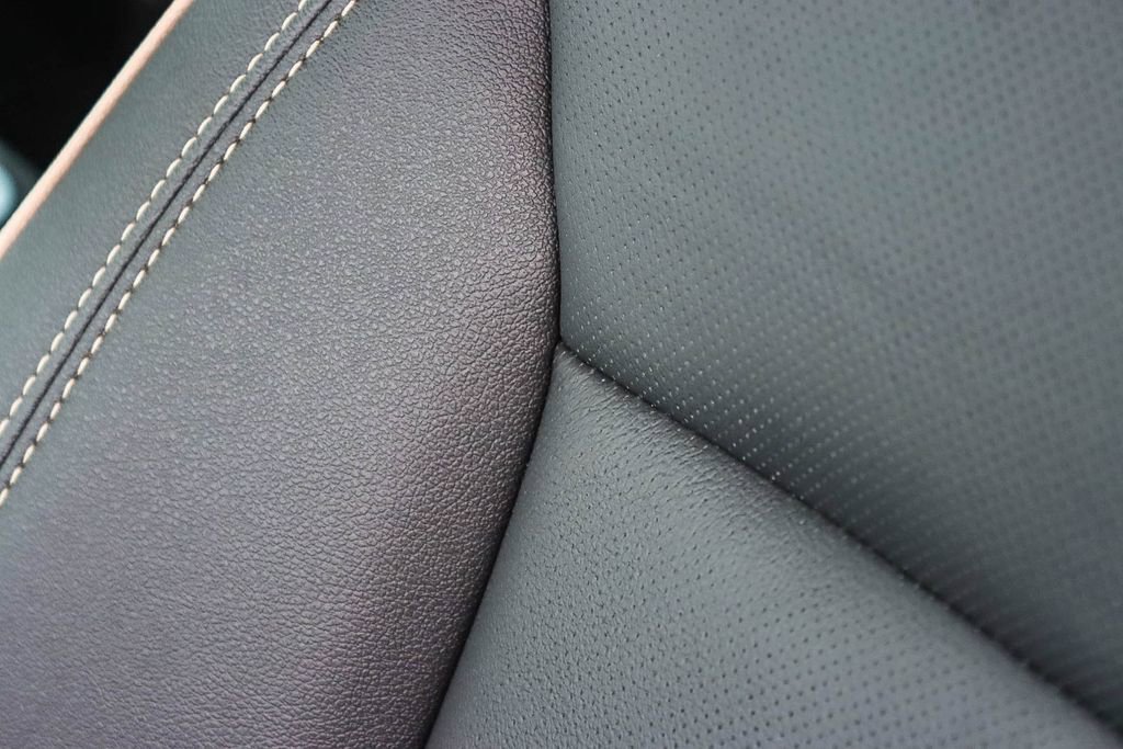 New 2026 Chevrolet Suburban Premier image 24