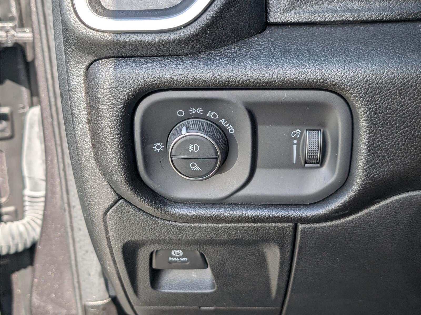 Used 2023 RAM 1500 Big Horn AWD/4WD image 20