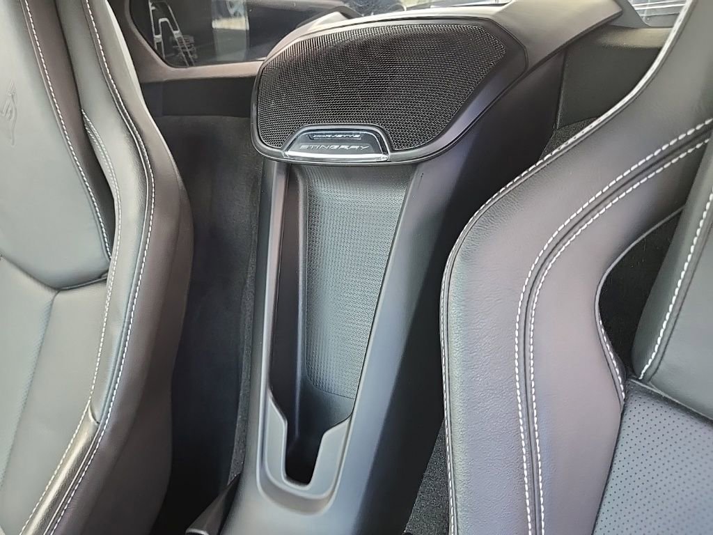 Used 2020 Chevrolet Corvette Stingray Coupe w/ Z51 Performance Package image 36