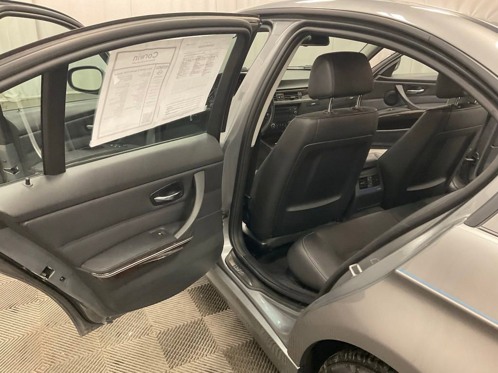 Used 2011 BMW 328i xDrive 328i xDrive image 27