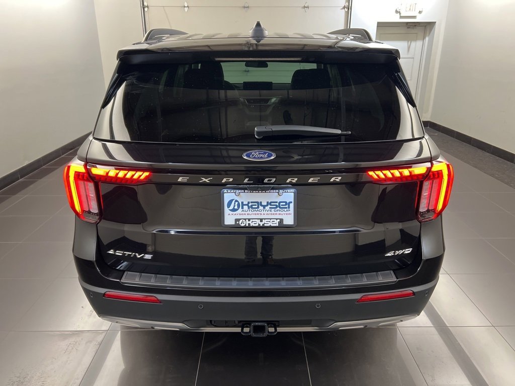 New 2026 Ford Explorer Active w/ Active Comfort Package image 5