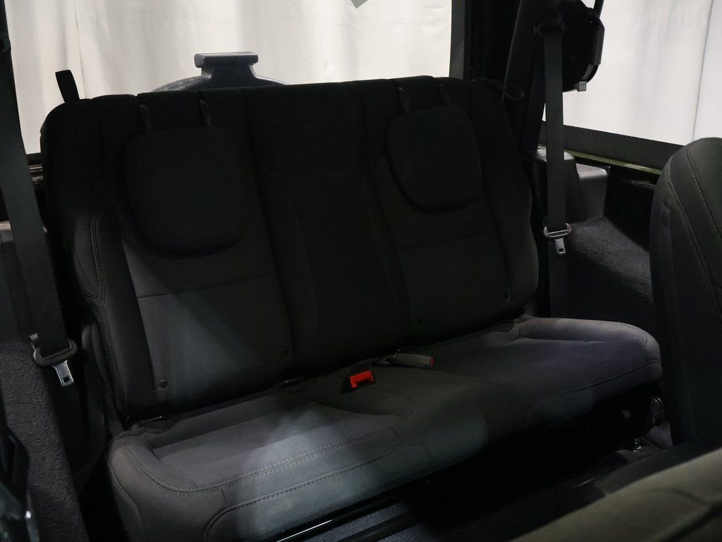 Used 2021 Jeep Wrangler Sport S image 19