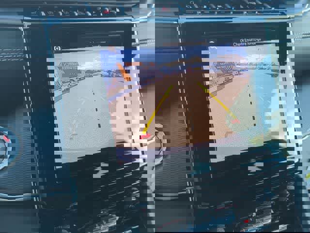 Used 2025 Jeep Grand Cherokee Laredo image 28