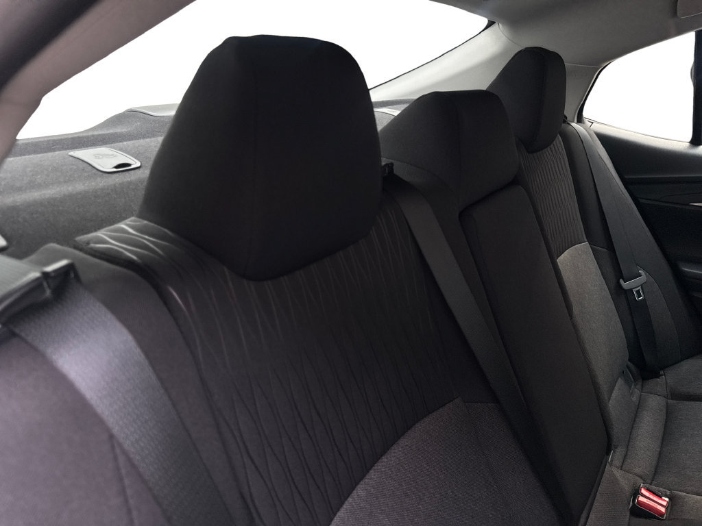 Used 2025 Toyota Camry LE FWD image 43