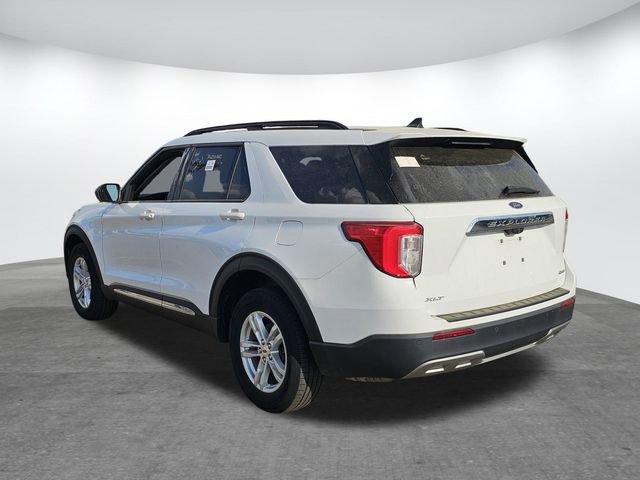 Certified 2023 Ford Explorer XLT w/ Equipment Group 202A image 6