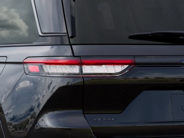 New 2026 Jeep Grand Cherokee Summit image 9