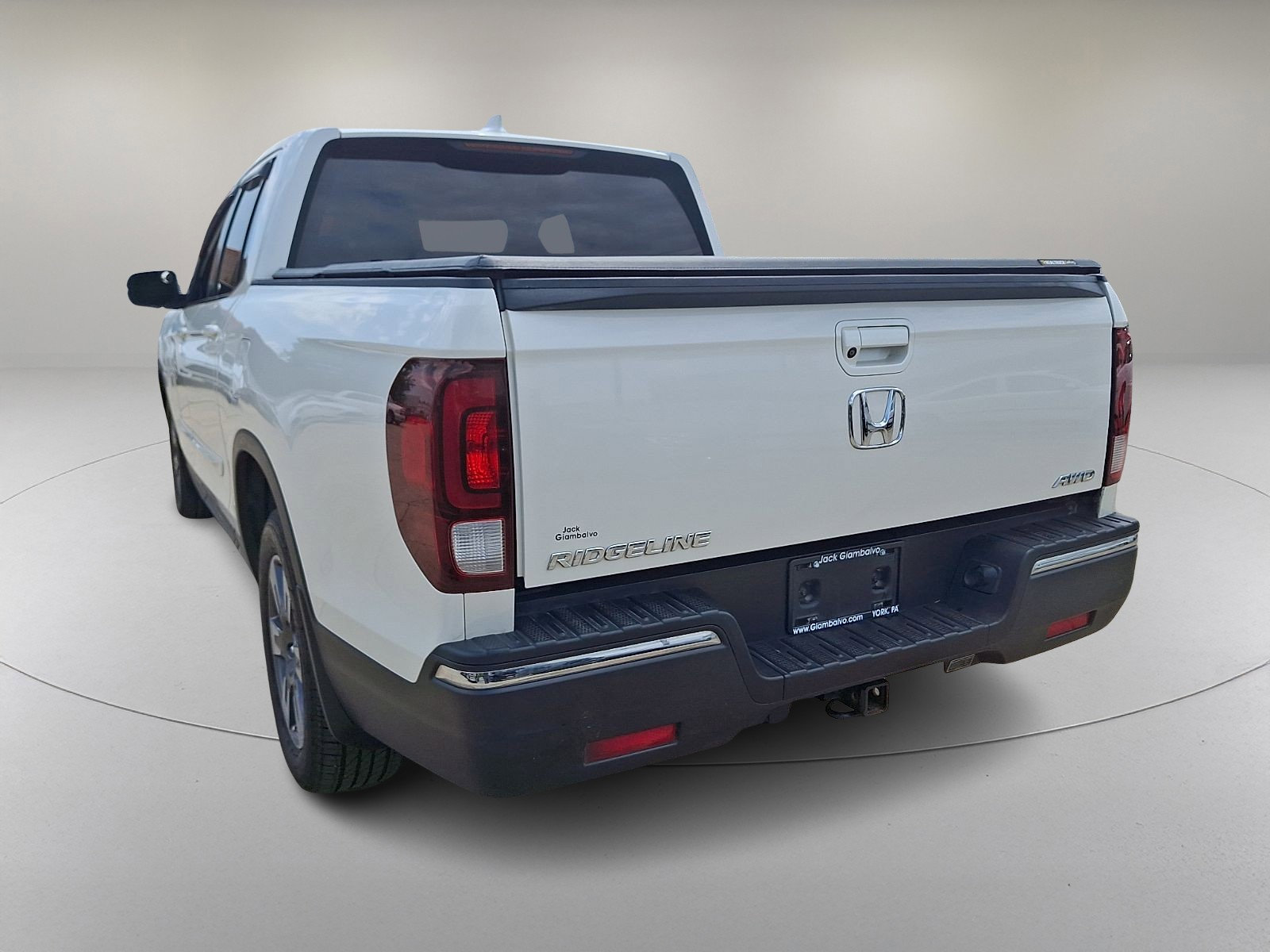 Used 2017 Honda Ridgeline RTL-T image 8