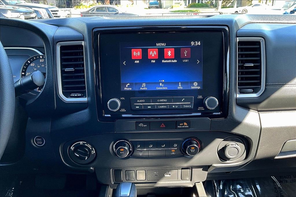 Used 2023 Nissan Frontier SV w/ Tow Package image 13