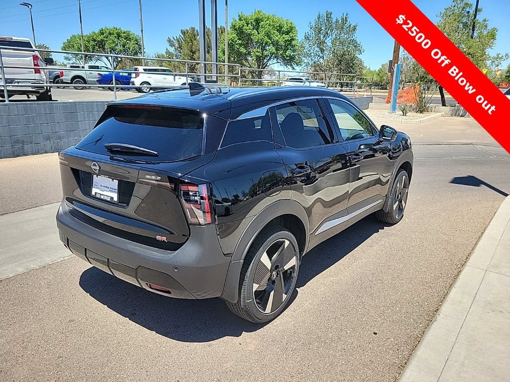 New 2025 Nissan Kicks SR FWD image 7