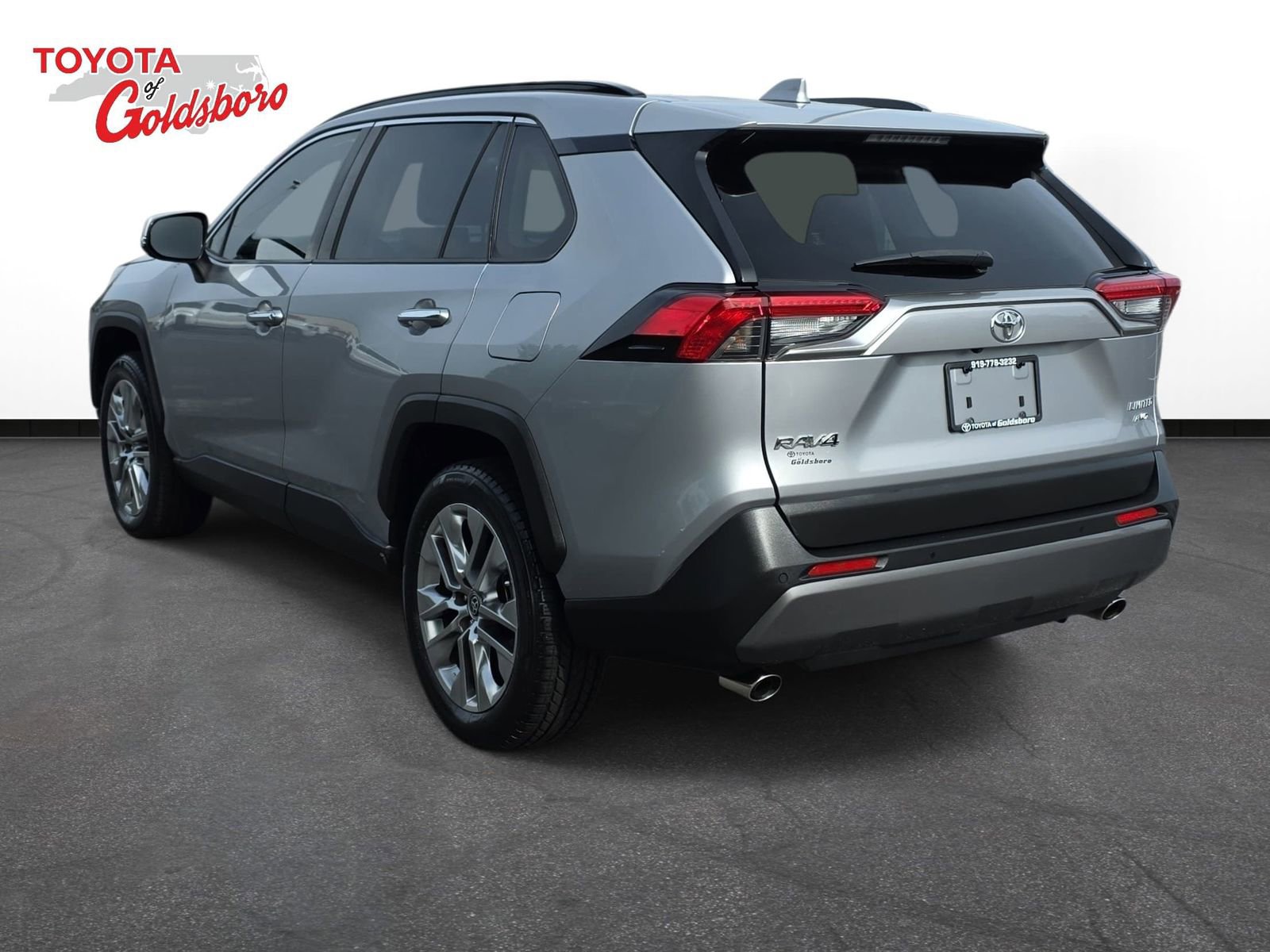 Used 2020 Toyota RAV4 Limited image 7