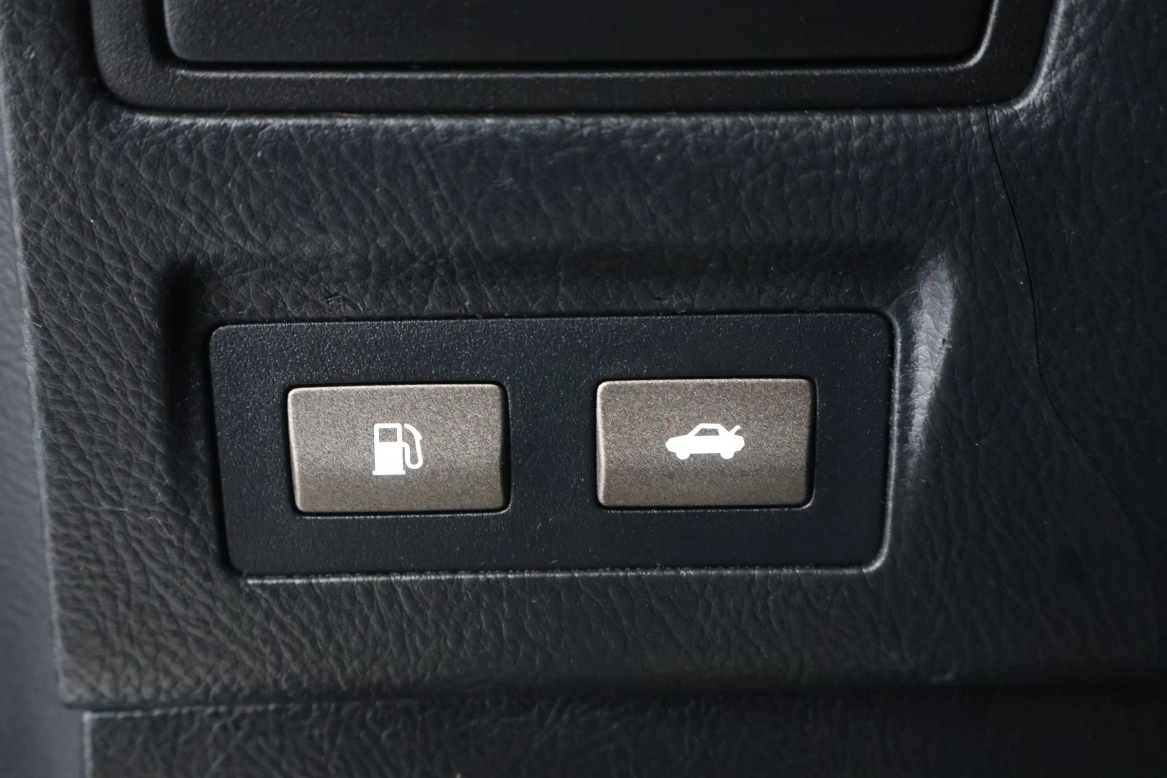 Used 2007 Lexus LS 460 RWD image 36