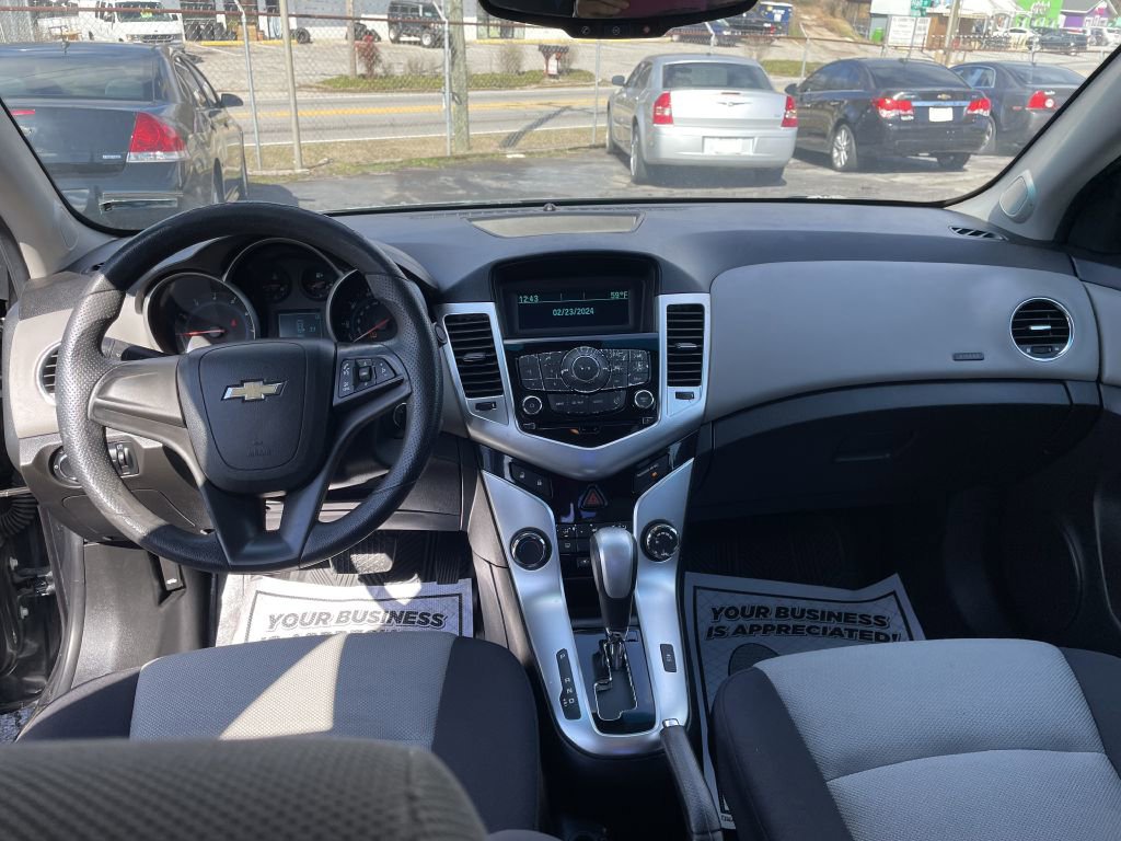 Used 2012 Chevrolet Cruze LS w/ Connectivity Package image 11