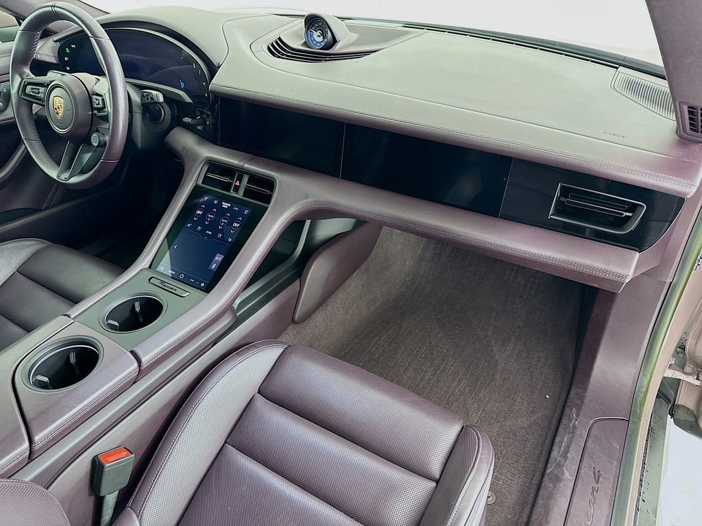 Certified 2023 Porsche Taycan 4 Cross Turismo image 28