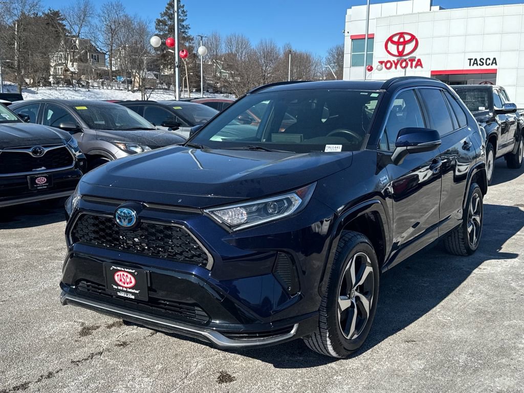 Used 2021 Toyota RAV4 SE image 3