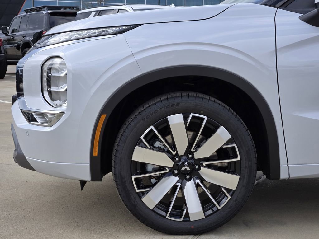 New 2026 Mitsubishi Outlander SEL image 5