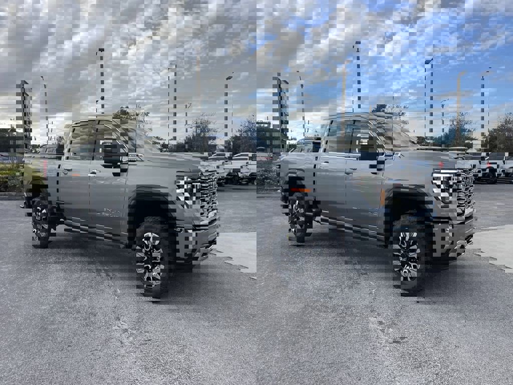 New 2026 GMC Sierra 2500 Denali w/ Denali Reserve Package image 2