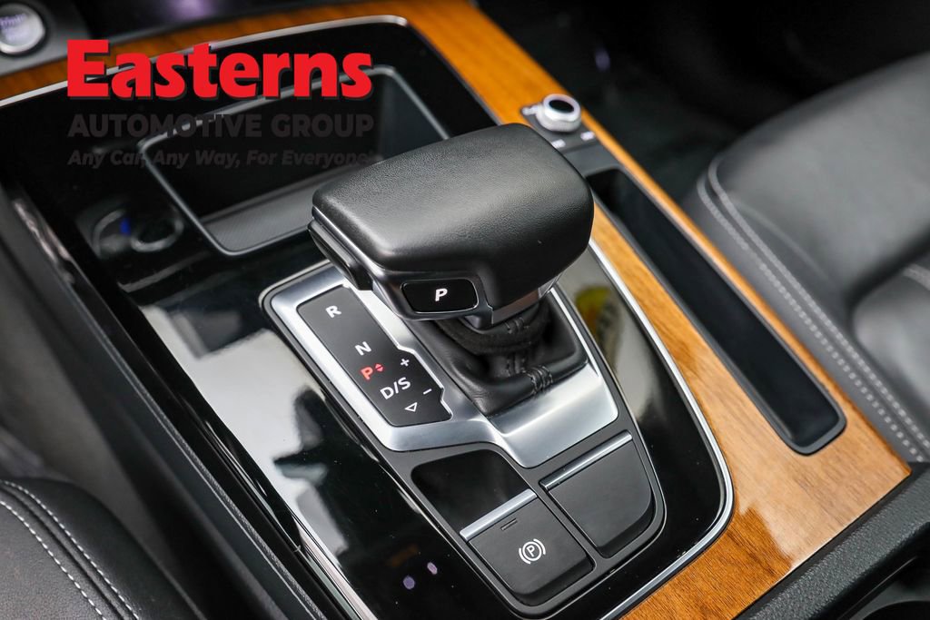 Used 2023 Audi Q5 2.0T Premium w/ Convenience Package image 13