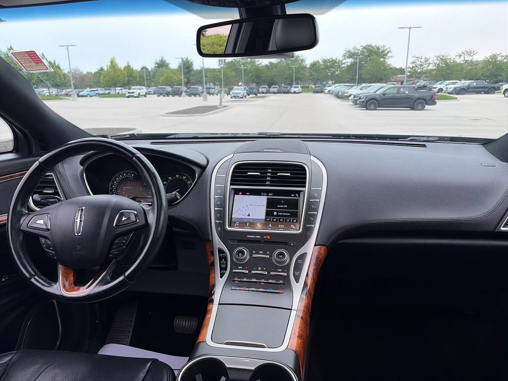 Used 2017 Lincoln MKX Reserve AWD/4WD image 33