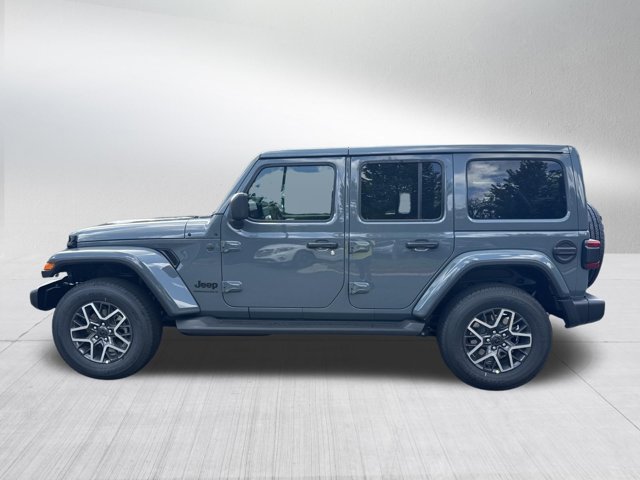 New 2026 Jeep Wrangler Unlimited Sahara AWD/4WD image 8