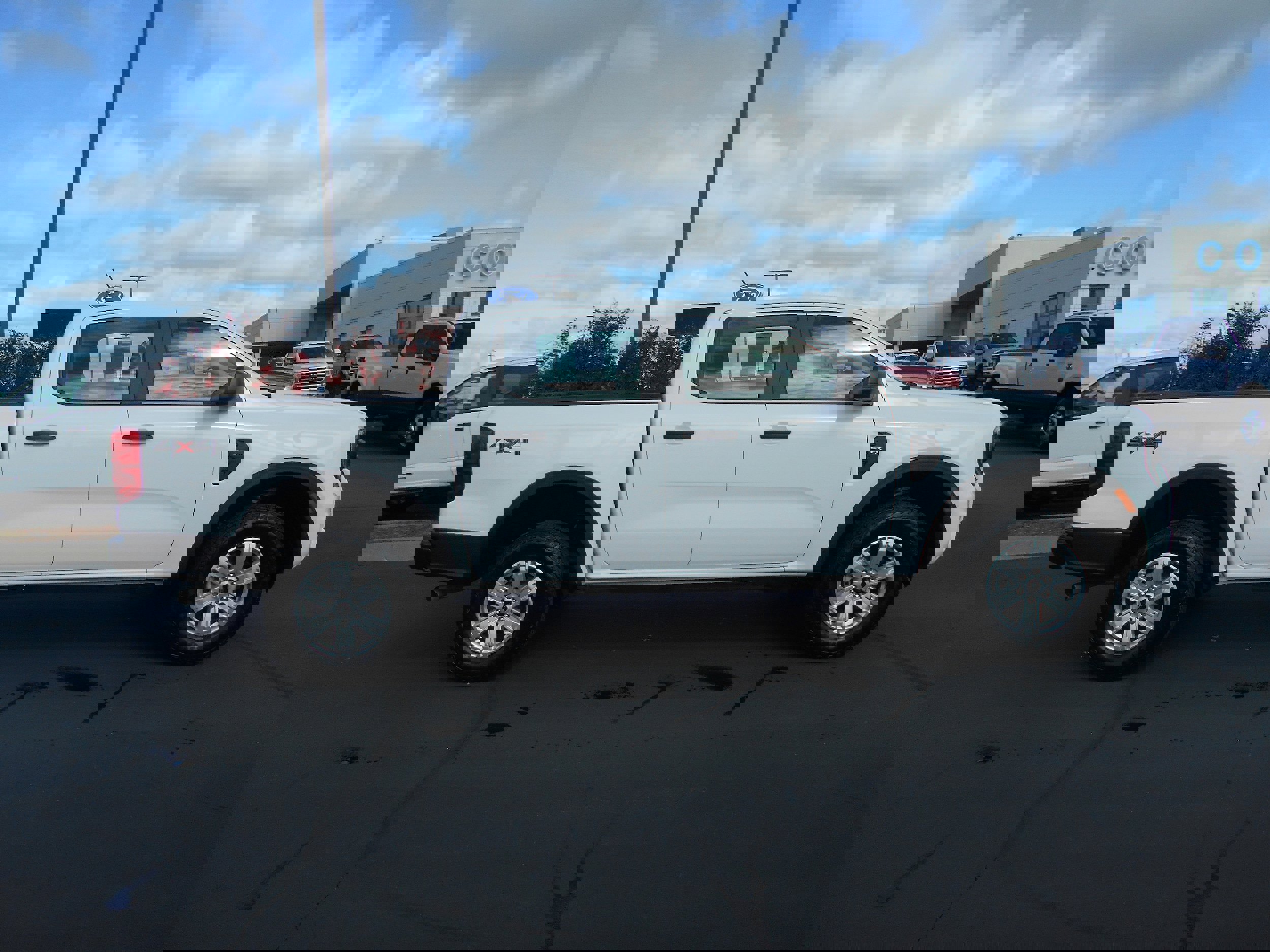 Used 2024 Ford Ranger XL w/ Trailer Tow Package image 3