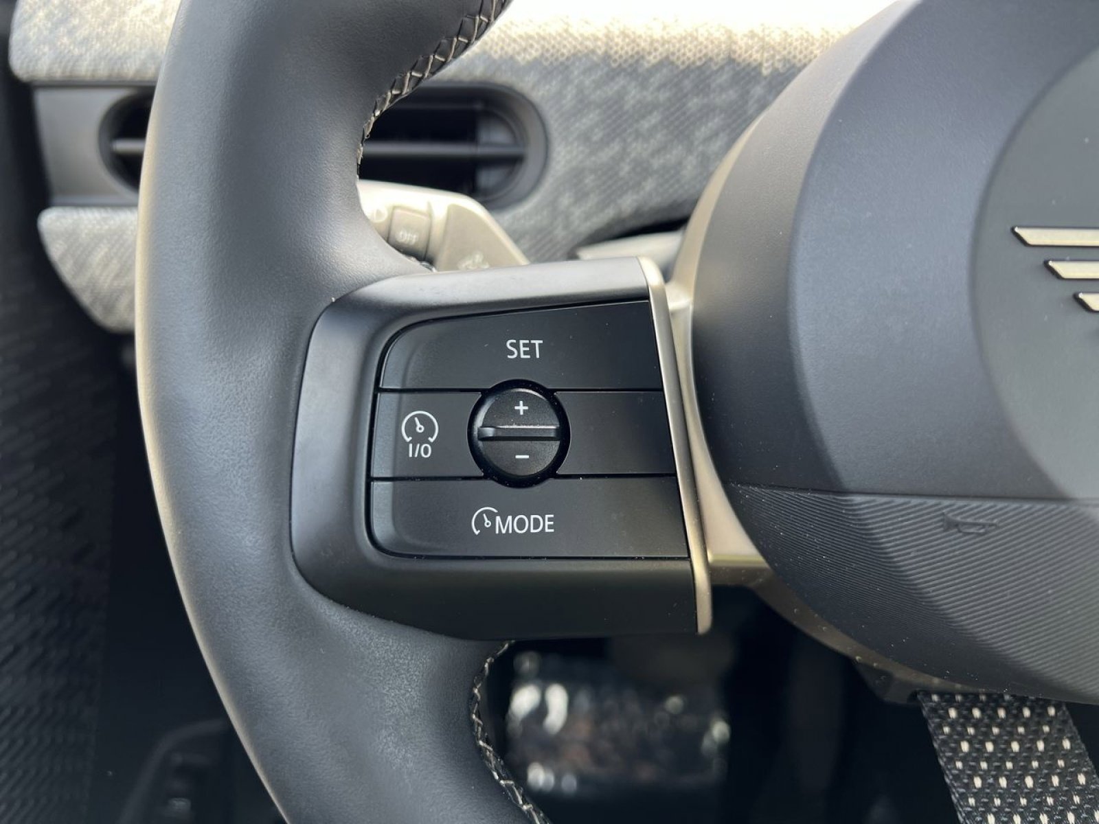 Certified 2025 MINI Cooper S image 30