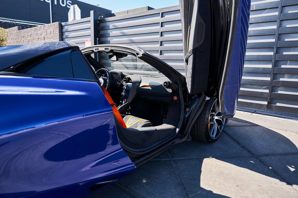 Used 2020 McLaren 720S Performance image 32