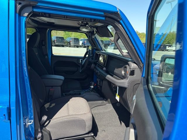 New 2026 Jeep Gladiator Mojave w/ Safety Group AWD/4WD image 27