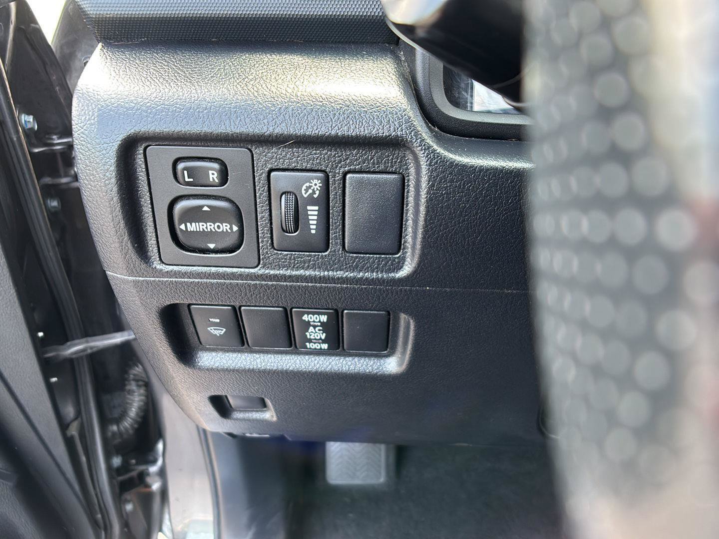 Used 2019 Toyota 4Runner TRD Off-Road Premium AWD/4WD image 23