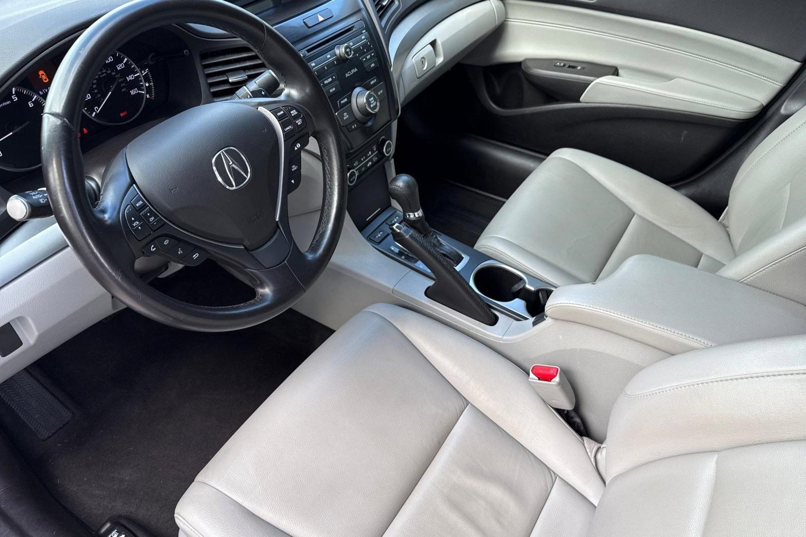 Used 2016 Acura ILX image 4