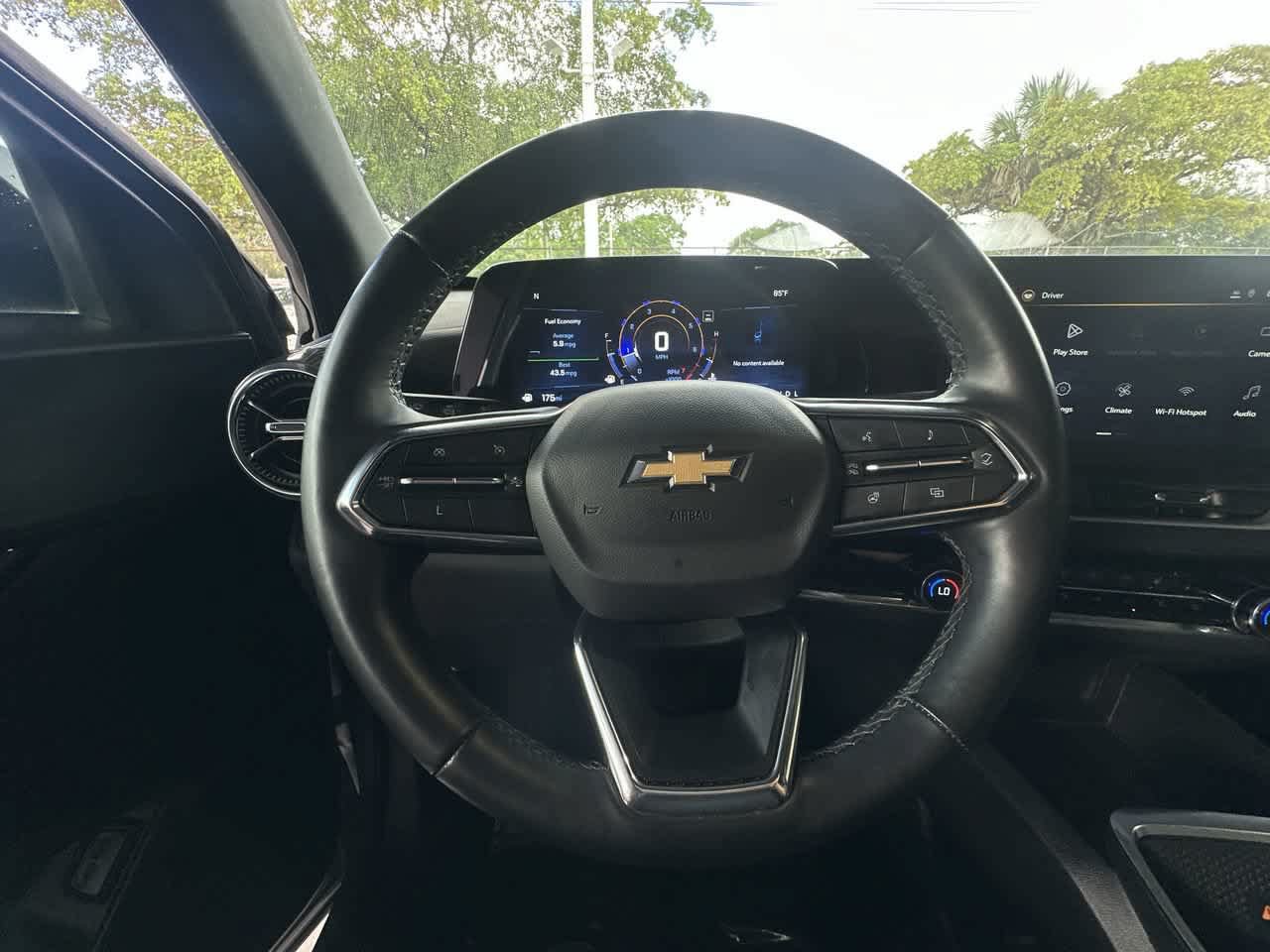 Used 2025 Chevrolet Equinox LT w/ Convenience Package II FWD image 15