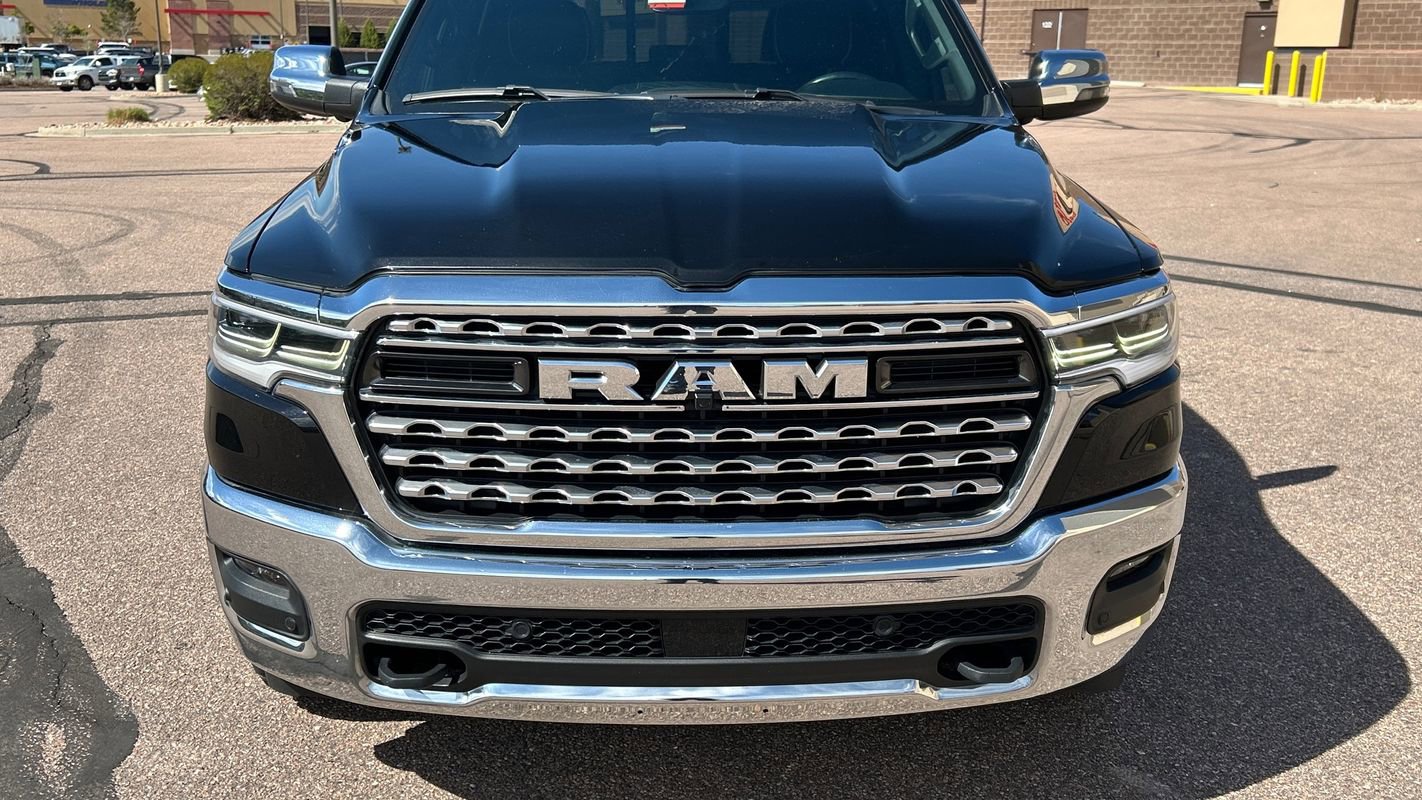Used 2025 RAM 1500 Limited AWD/4WD image 16