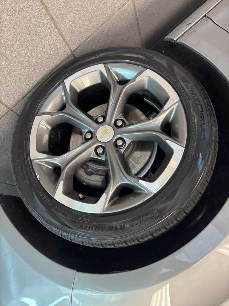 Used 2023 Chevrolet Malibu LT FWD image 25