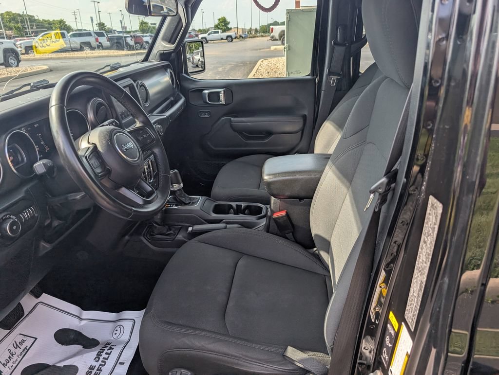 Used 2022 Jeep Wrangler Unlimited Sport AWD/4WD image 12