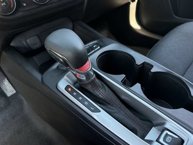 Certified 2025 Chevrolet Trax RS w/ Sunroof Package FWD image 22