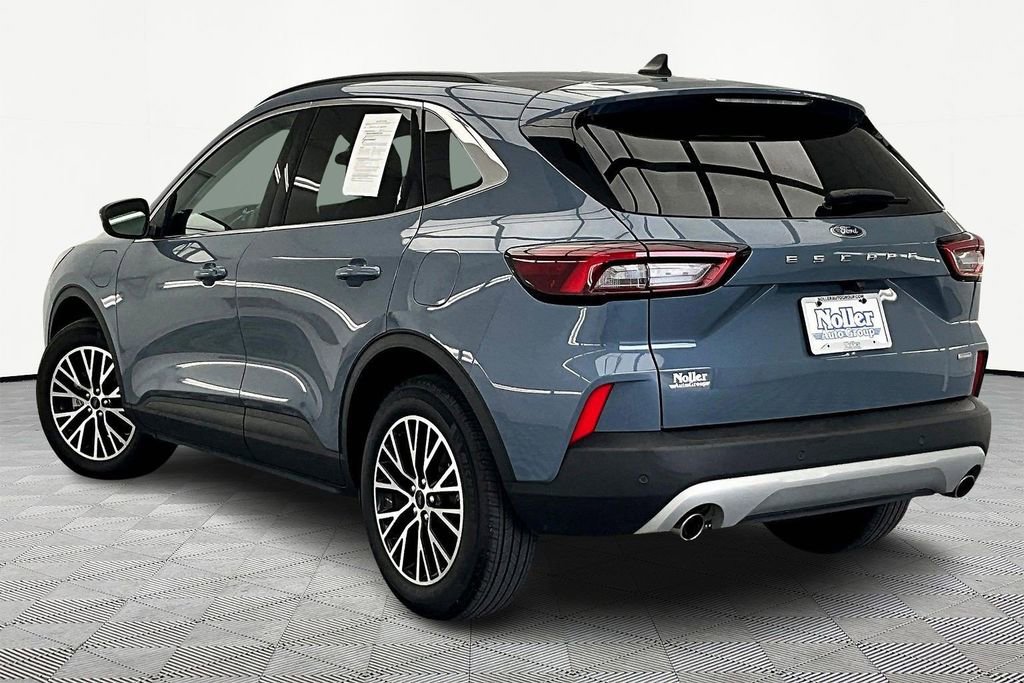 Certified 2025 Ford Escape SE image 13