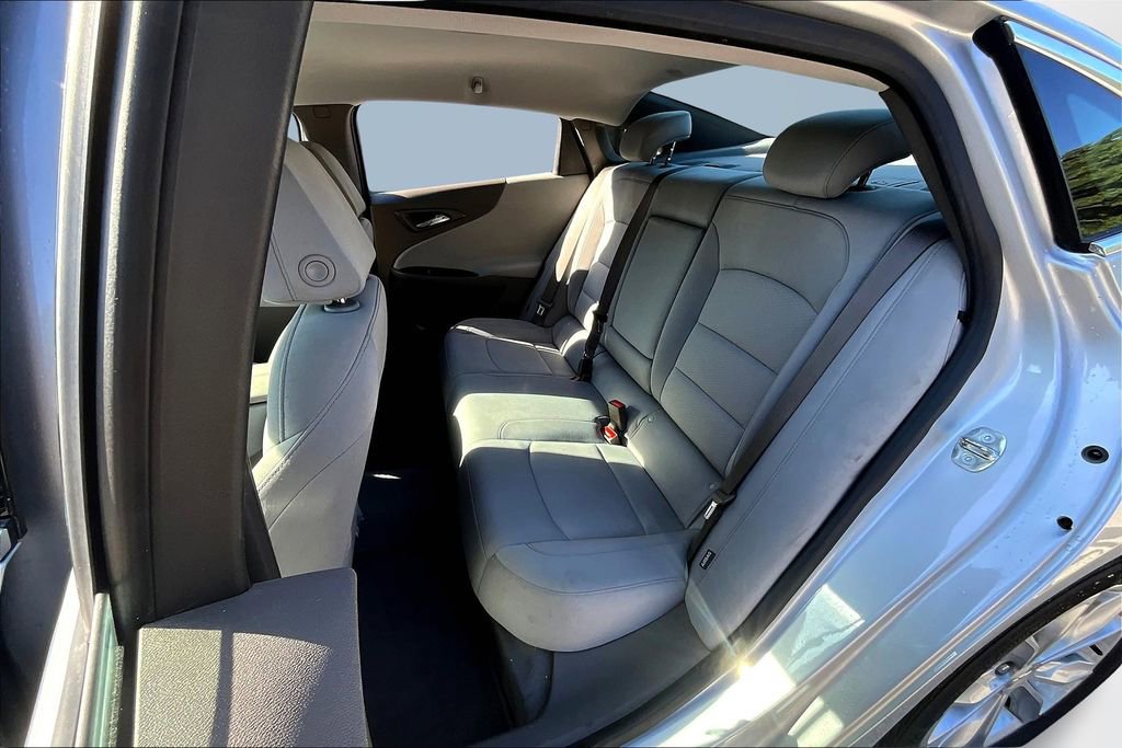 Used 2020 Chevrolet Malibu LT w/ Fleet LT Safety Plus Package image 22