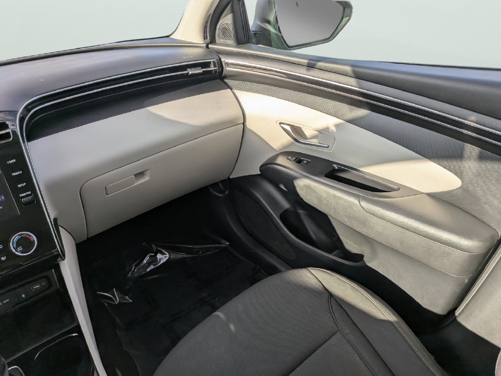 Used 2023 Hyundai Tucson SEL AWD/4WD image 16