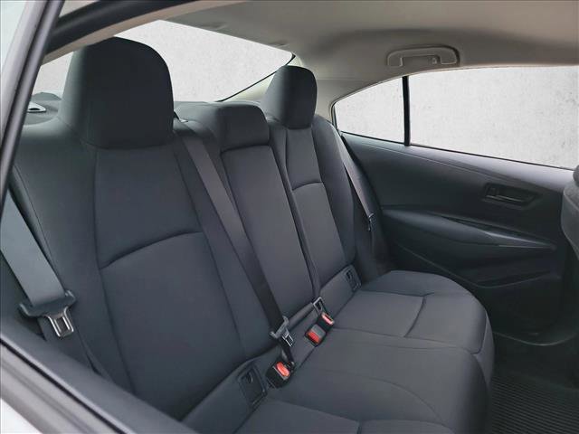 Used 2025 Toyota Corolla LE image 16